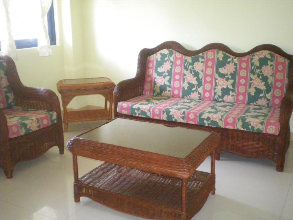 Dumaguete Springs Apartment Dumaguete City Habitación foto